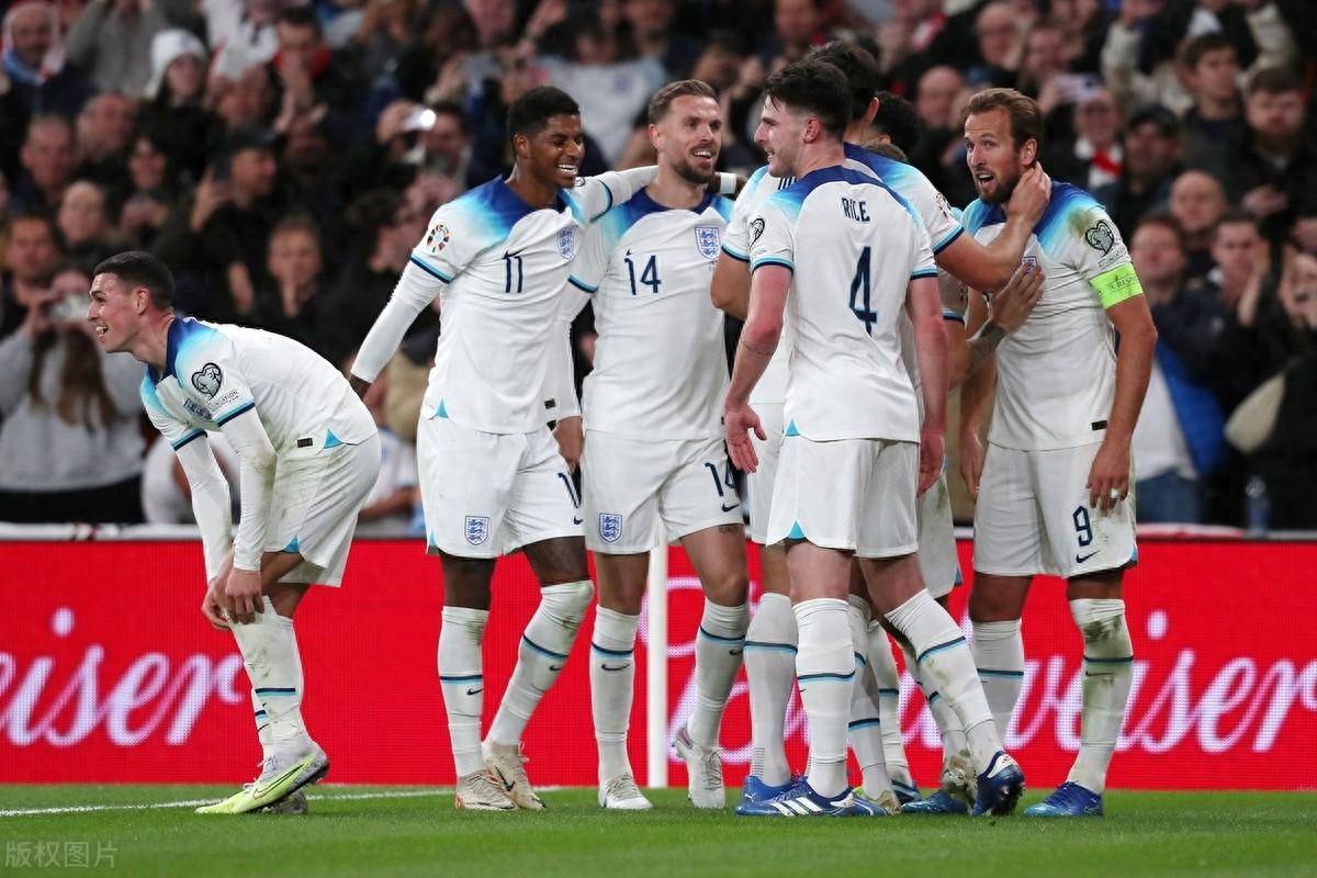 瑞典主场大胜希腊,稳居小组第二位置的简单介绍 瑞典主场大胜希腊,稳居小组第二位置的简单介绍