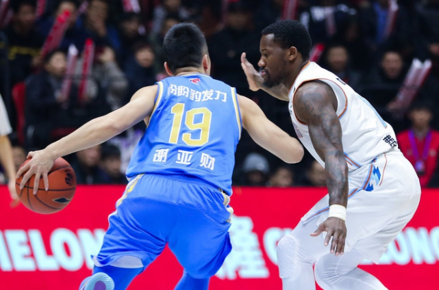 热火队客场爆冷负于弱旅,战绩再受重创的简单介绍 热火队客场爆冷负于弱旅,战绩再受重创的简单介绍