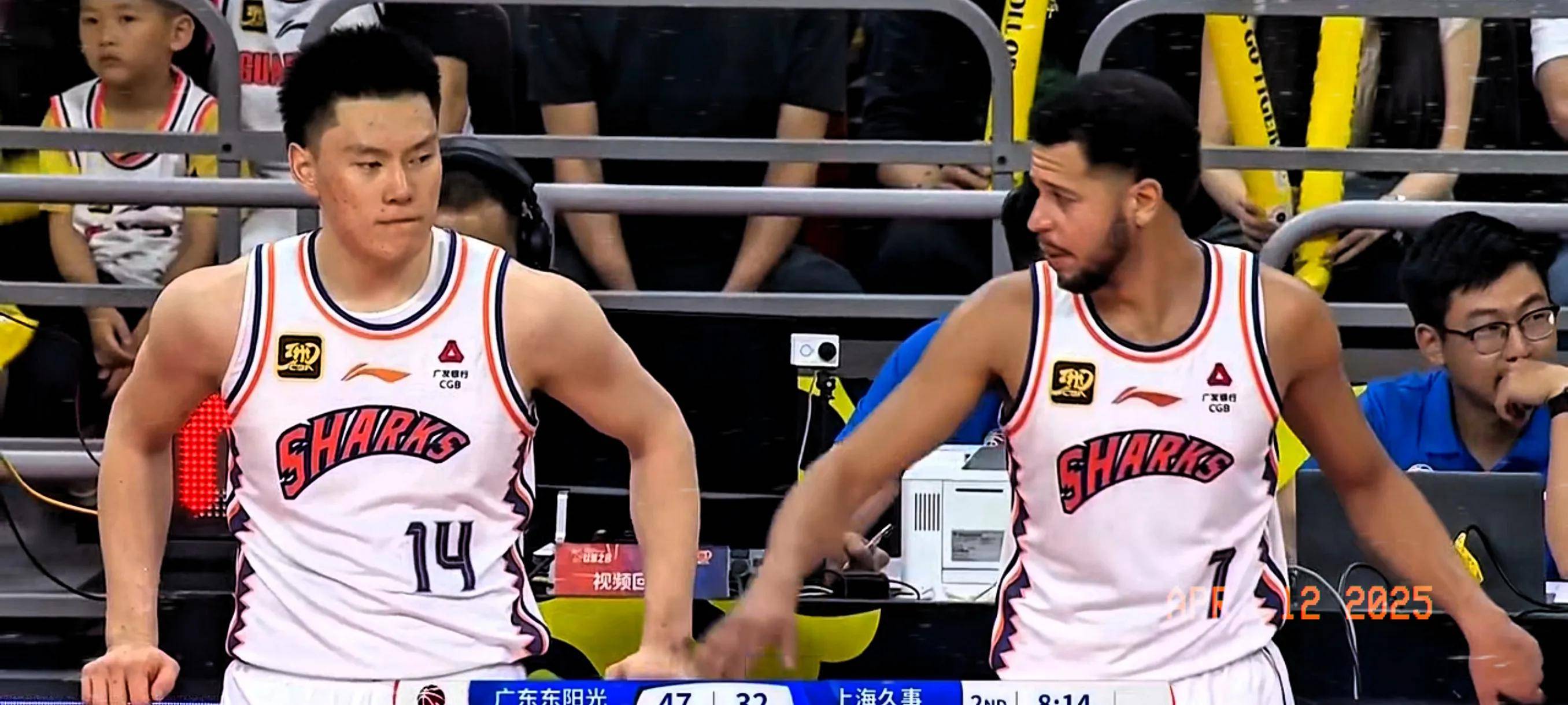 上海男篮全力备战,迎击广东男篮 上海男篮全力备战,迎击广东男篮
