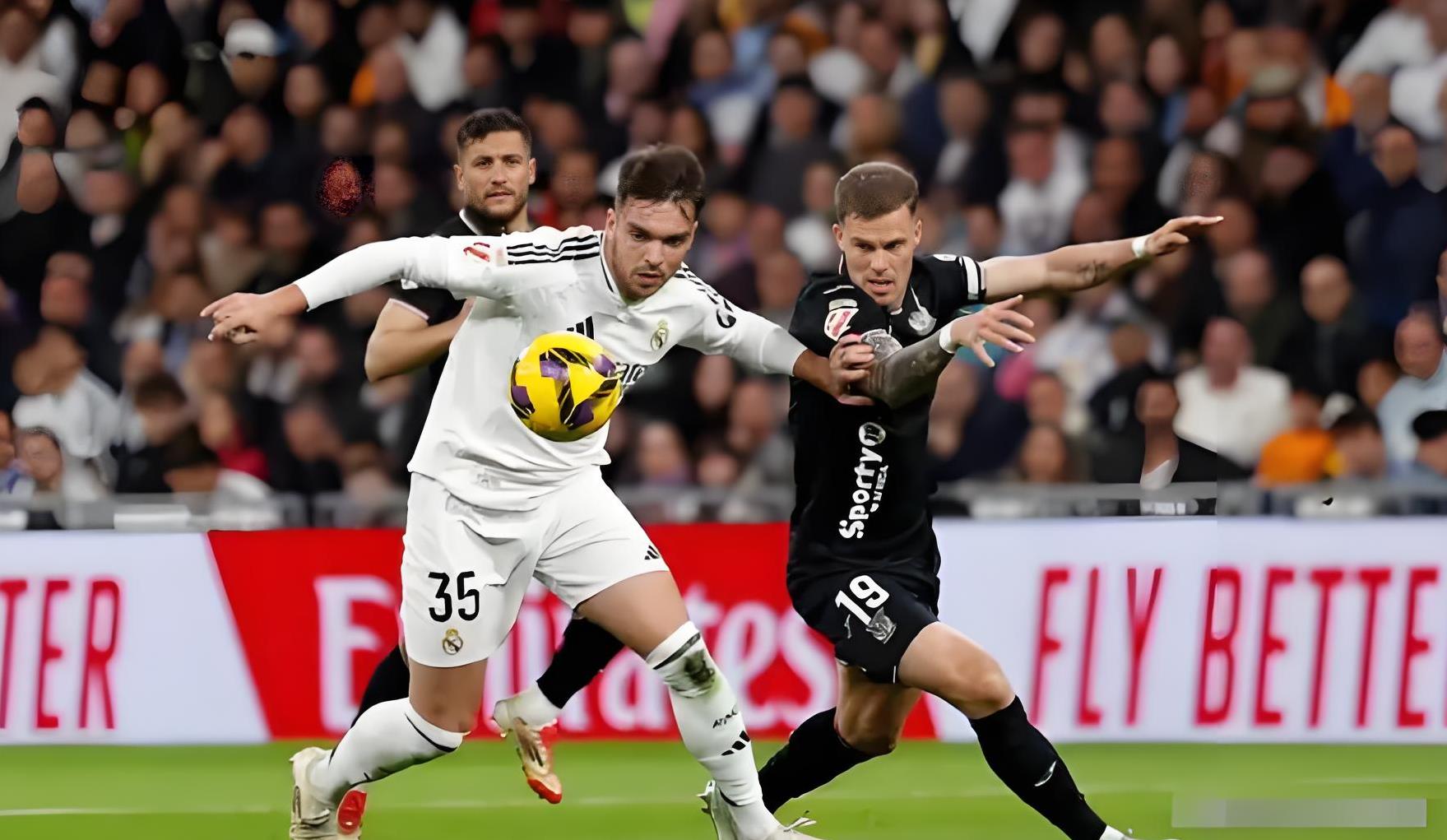 包含巴萨后卫出色发挥，连续场零封对手的词条