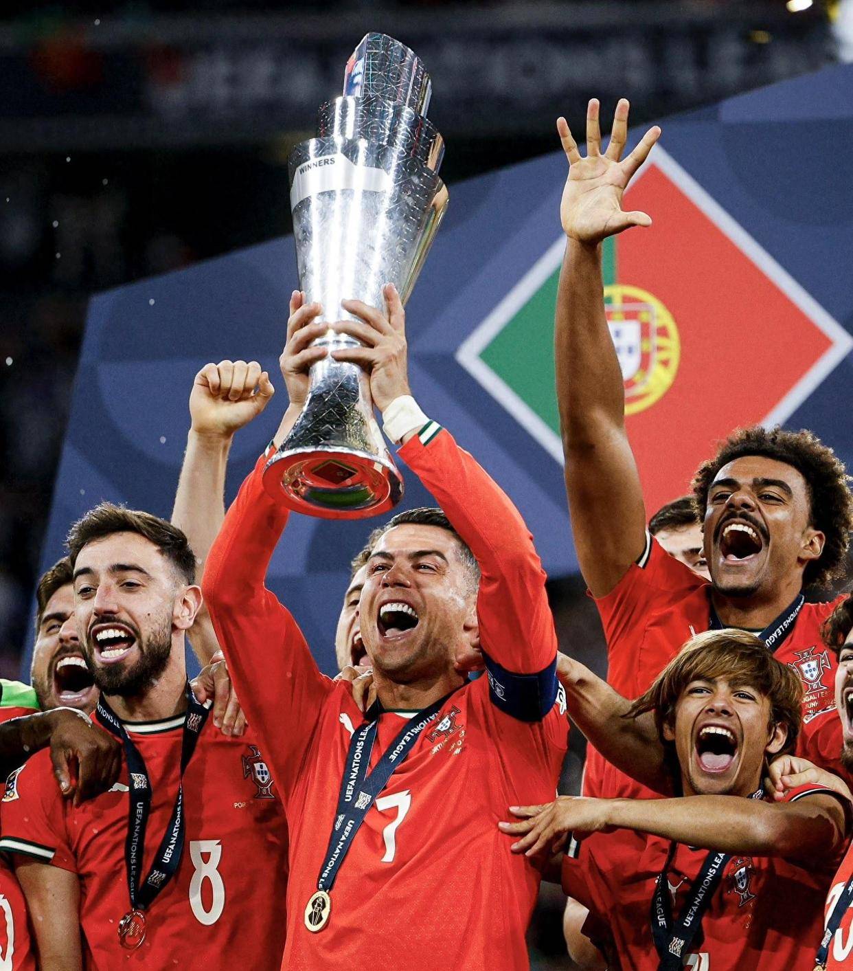 关于葡萄牙女篮力压对手,晋级下一轮比赛的信息 关于葡萄牙女篮力压对手,晋级下一轮比赛的信息