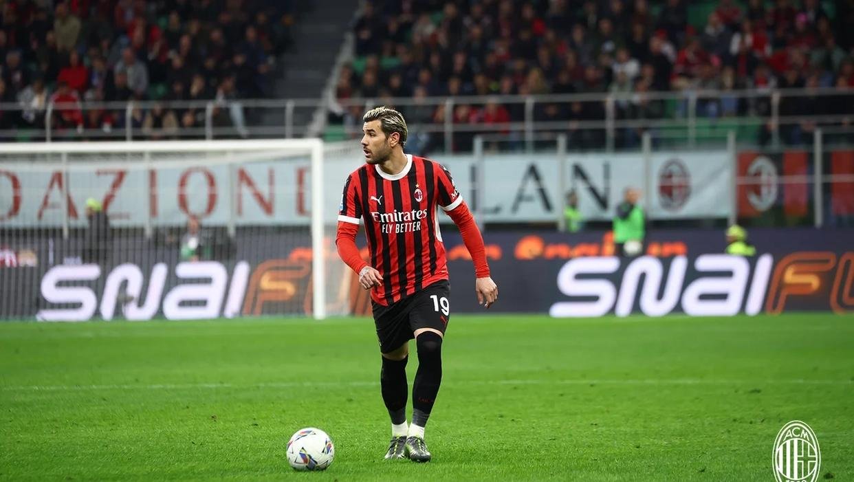 关于米兰后卫紧急复出增强球队防线实力的信息 关于米兰后卫紧急复出增强球队防线实力的信息