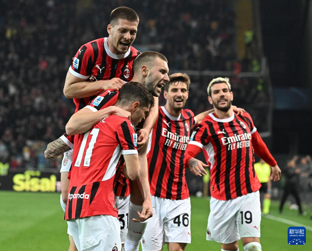 关于贝内文托战胜AC米兰,意甲争冠战再燃的信息 关于贝内文托战胜AC米兰,意甲争冠战再燃的信息