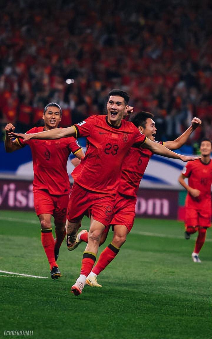 顽强拼搏!球员们为了追逐胜利拚尽全力的简单介绍 顽强拼搏!球员们为了追逐胜利拚尽全力的简单介绍