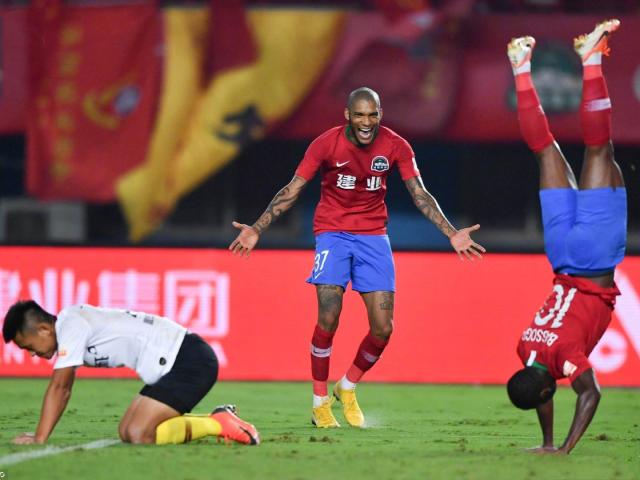 包含重庆斯威客场击败对手,积分榜上升至第三位的词条 包含重庆斯威客场击败对手,积分榜上升至第三位的词条