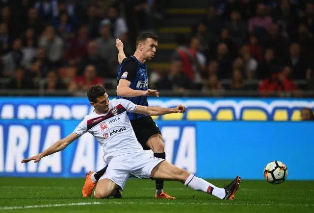 包含卡利亚里遭遇惨败,士气或将受到打击的词条 包含卡利亚里遭遇惨败,士气或将受到打击的词条