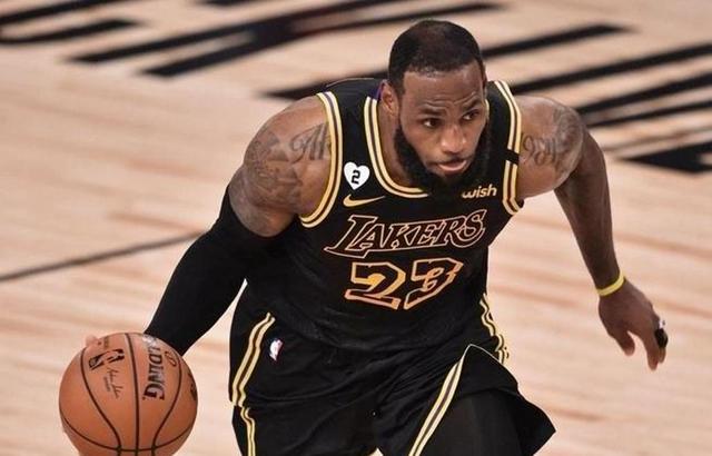 勇士惊险逆转击败湖人 勇士惊险逆转击败湖人